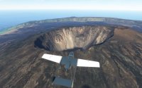 22 36 55_Arrivée sur le volcan on remarquera l'enceinte qui entoure le Piton